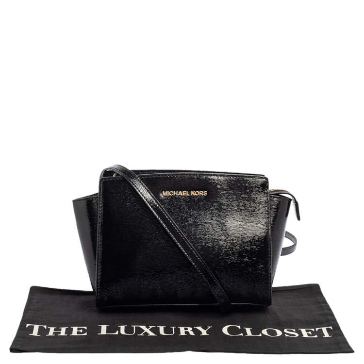 Pre Owned MICHAEL Michael Kors Black Patent Leather Small Selma Crossbody Bag