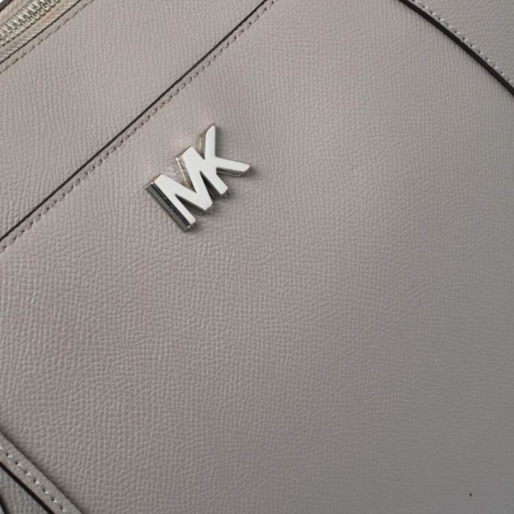 Pre Owned MICHAEL Michael Kors Grey Leather Medium Maddie Tote