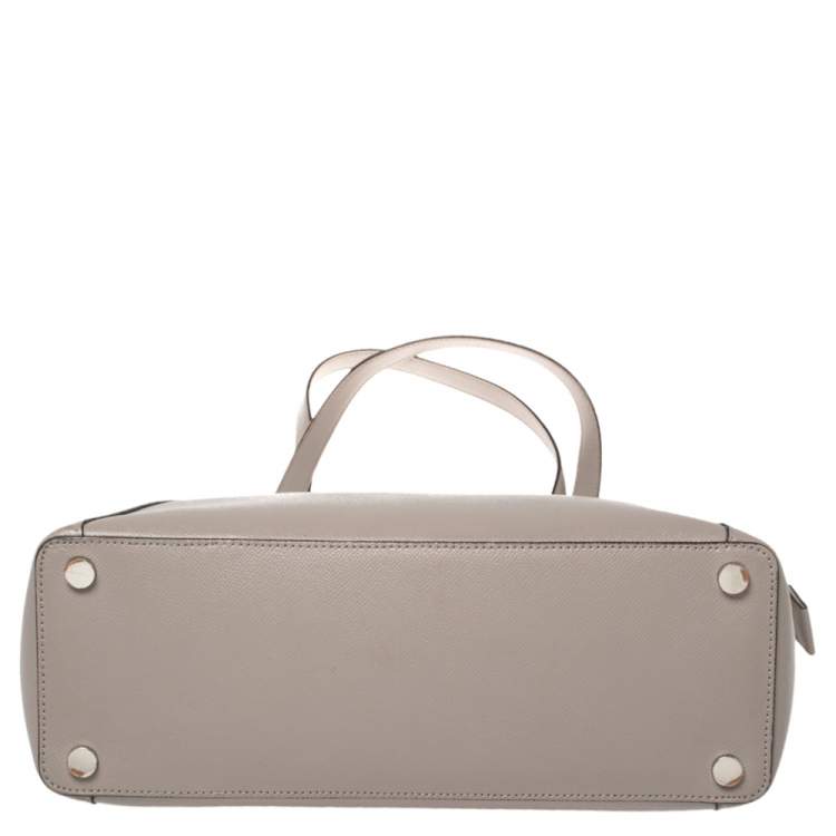 Pre Owned MICHAEL Michael Kors Grey Leather Medium Maddie Tote