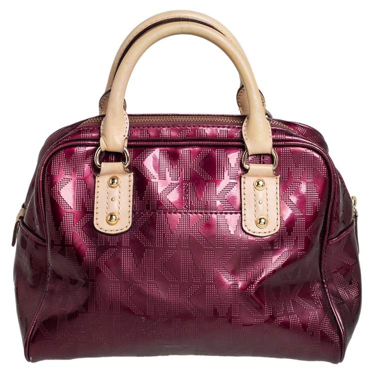 مملوكة مسبقًا MICHAEL Michael Kors Burgundy Signature Patent Leather Logo Charm Satchel