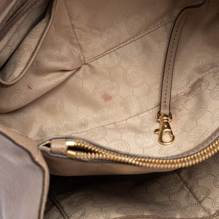 Pre Owned MICHAEL Michael Kors Beige Saffiano Leather Medium Cynthia Tote