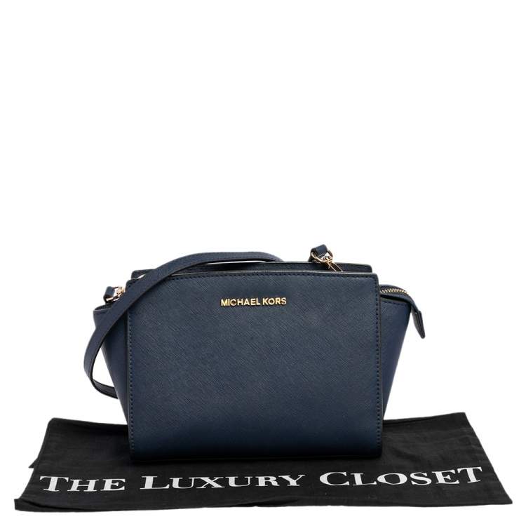 Pre Owned MICHAEL Michael Kors Navy Blue Leather Small Selma Crossbody Bag