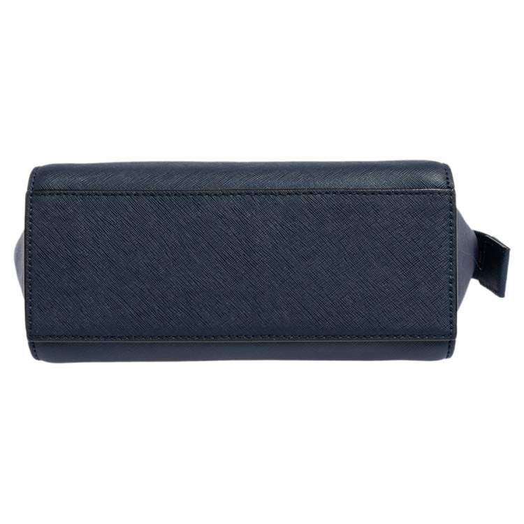 Pre Owned MICHAEL Michael Kors Navy Blue Leather Small Selma Crossbody Bag