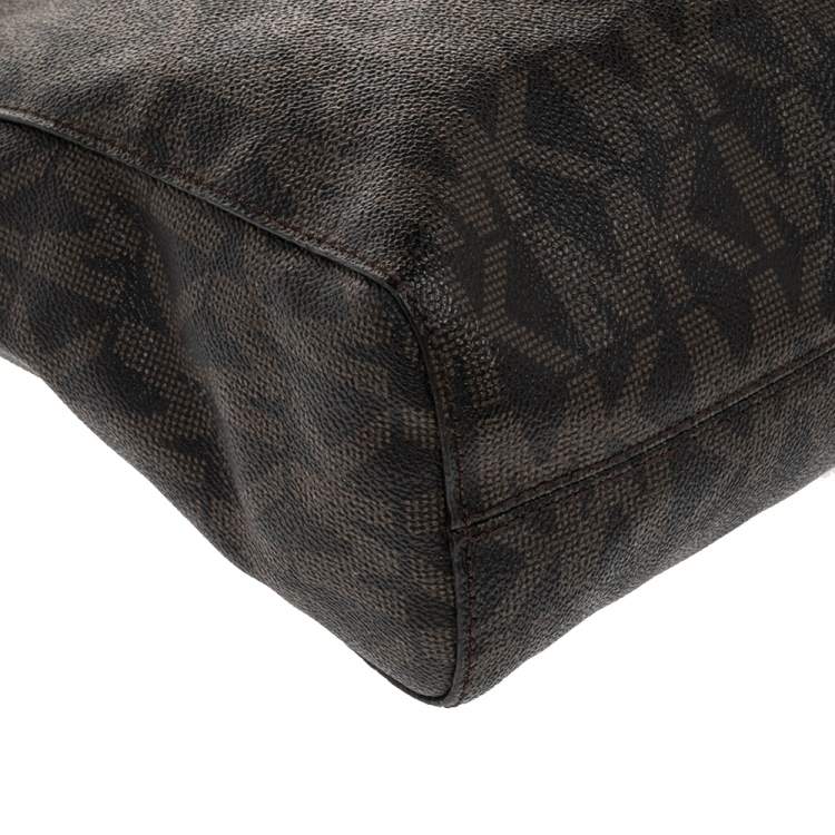 Pre Owned MICHAEL Michael Kors Brown Signature Canvas Large Jet Set Tote