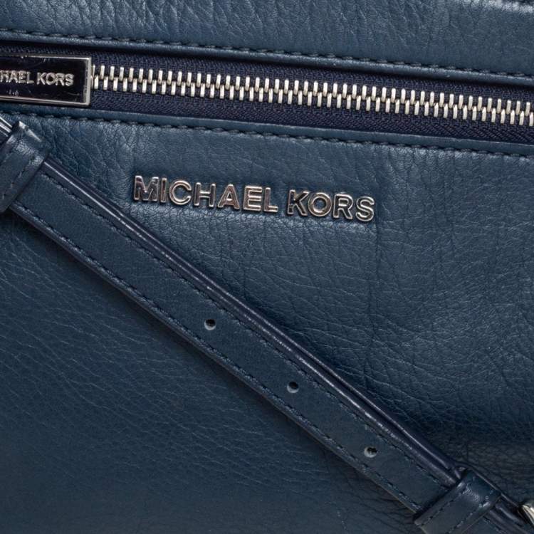 Pre Owned MICHAEL Michael Kors Navy Blue Leather Top Zip Crossbody Bag