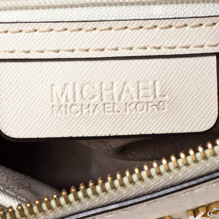 Pre Owned MICHAEL Michael Kors White Leather Cindy Dome Crossbody Bag