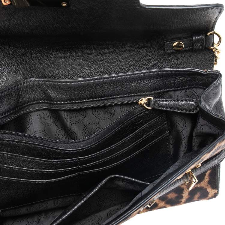 Pre Owned MICHAEL Michael Kors Brown/Black Leopard Print Calf Hair and Leather Chain Clutch