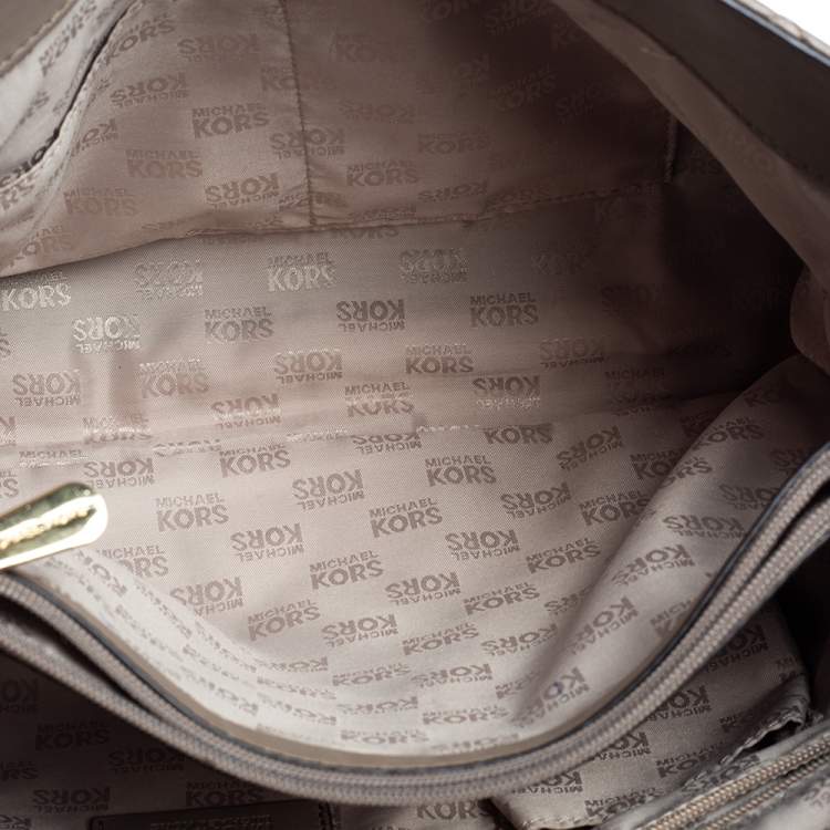 Pre Owned MICHAEL Michael Kors Beige Quilted Leather Large Susannah Tote