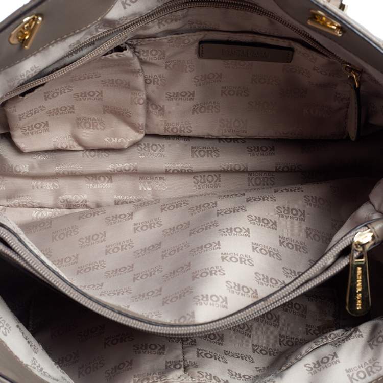 Pre Owned MICHAEL Michael Kors Beige Quilted Leather Large Susannah Tote