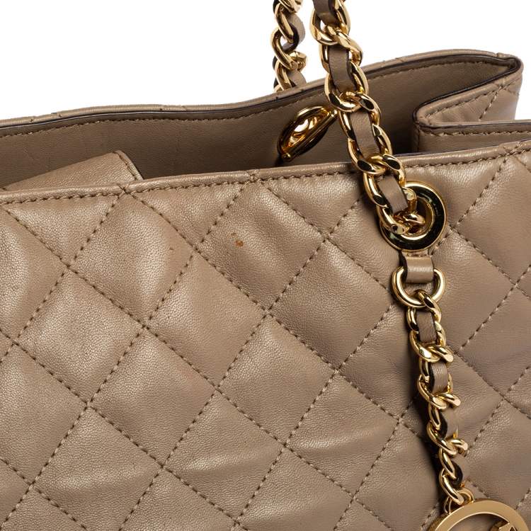 Pre Owned MICHAEL Michael Kors Beige Quilted Leather Large Susannah Tote