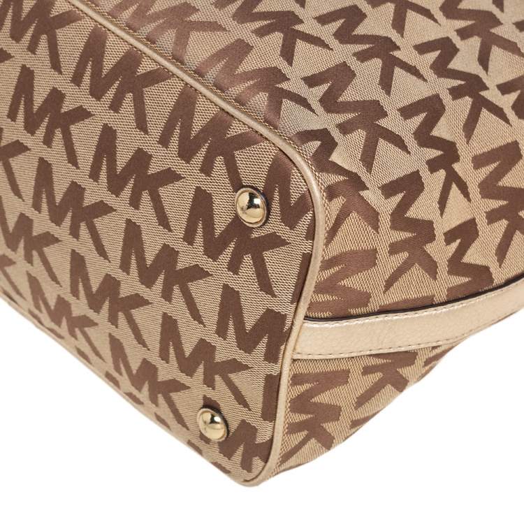 Pre Owned MICHAEL Michael Kors Beige/Gold Signature Canvas and Leather Jet Set Tote