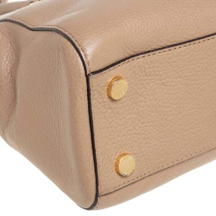 مملوكة مسبقًا MICHAEL Michael Kors Beige Leather Astrid Satchel