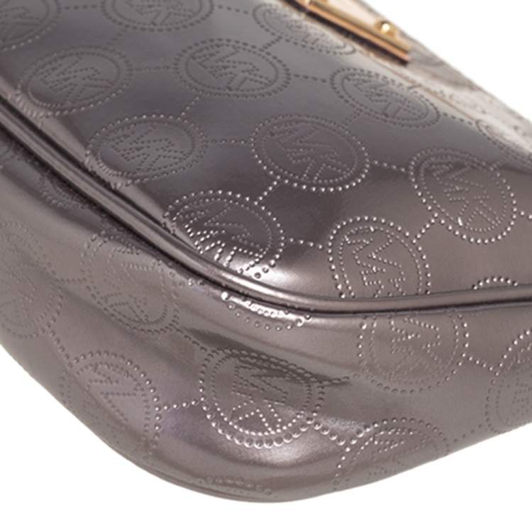 Pre Owned MICHAEL Michael Kors Silver Signature Patent Leather Baguette