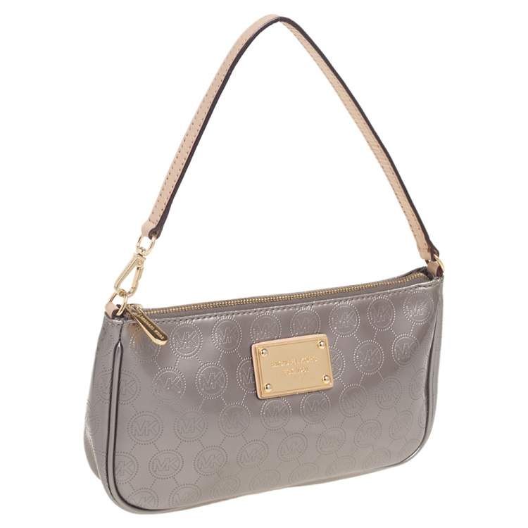 Pre Owned MICHAEL Michael Kors Silver Signature Patent Leather Baguette