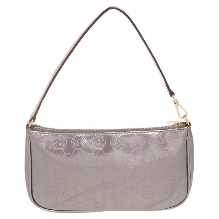 Pre Owned MICHAEL Michael Kors Silver Signature Patent Leather Baguette