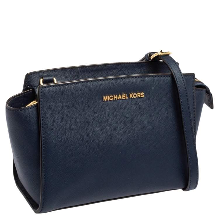 Pre Owned MICHAEL Michael Kors Navy Blue Leather Small Selma Crossbody Bag