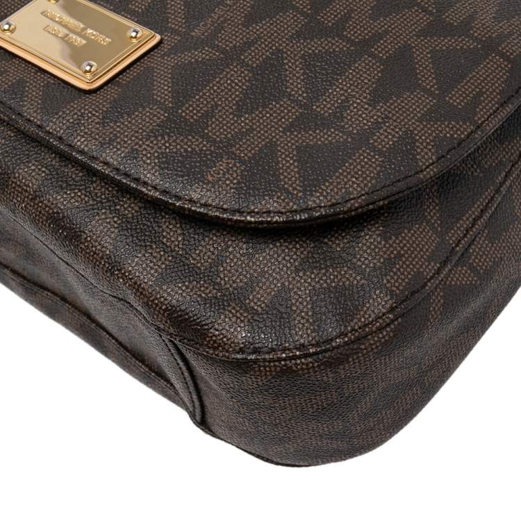 Pre Owned MICHAEL Michael Kors Brown Signature Coated Canvas Shoulder Bag