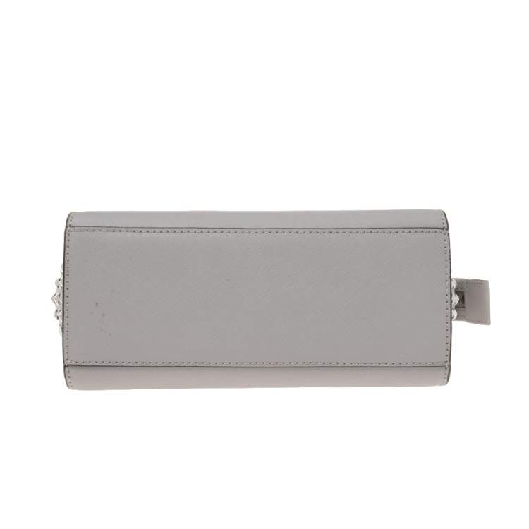 مملوكة مسبقًا MICHAEL Michael Kors Grey Leather Studded Small Selma Crossbody Bag