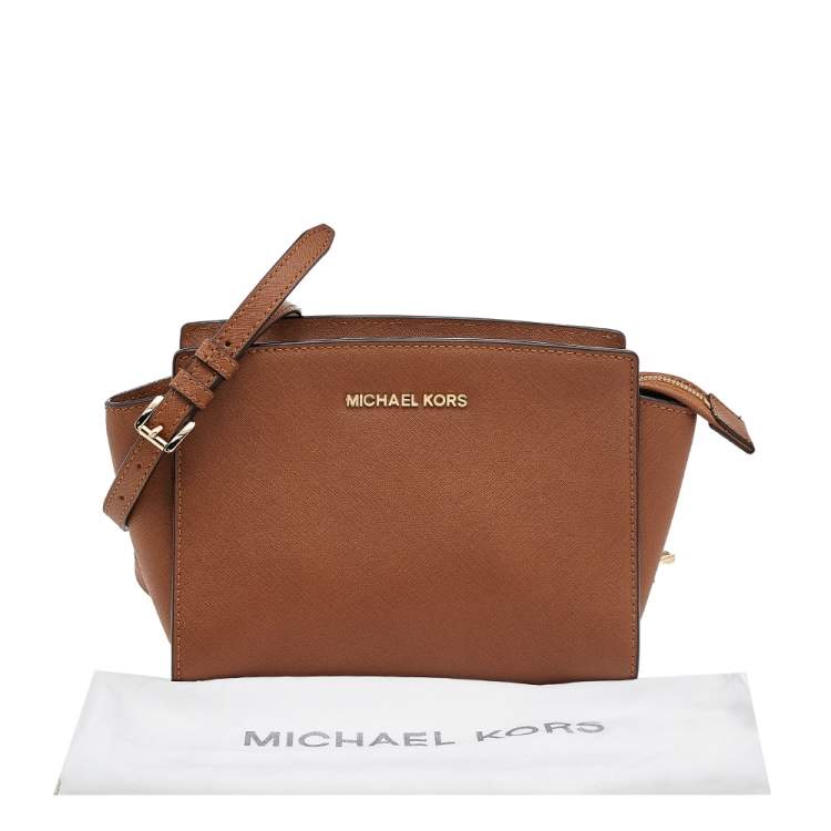 مملوكة مسبقًا MICHAEL Michael Kors Brown Saffiano Leather Small Selma Crossbody Bag