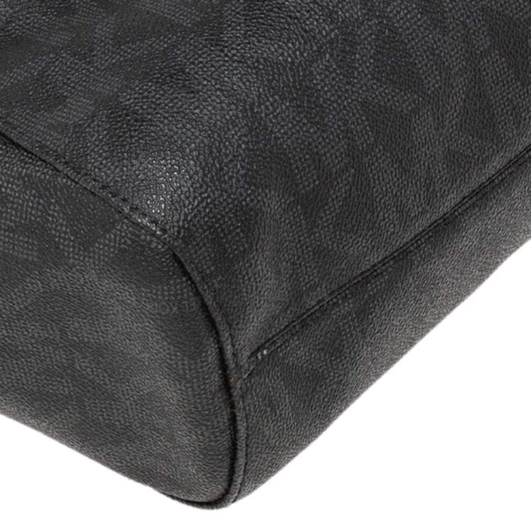 Pre Owned MICHALE Michael Kors Black Signature Coated Canvas Jet Set Travel Chain Tote