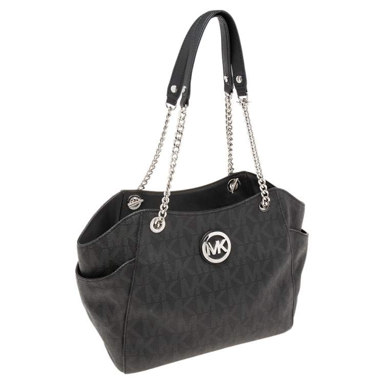 Pre Owned MICHALE Michael Kors Black Signature Coated Canvas Jet Set Travel Chain Tote