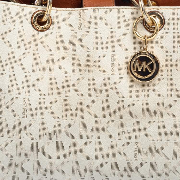 Pre Owned MICHAEL Michael Kors Off White Signature Coated Canvas Chain Tote