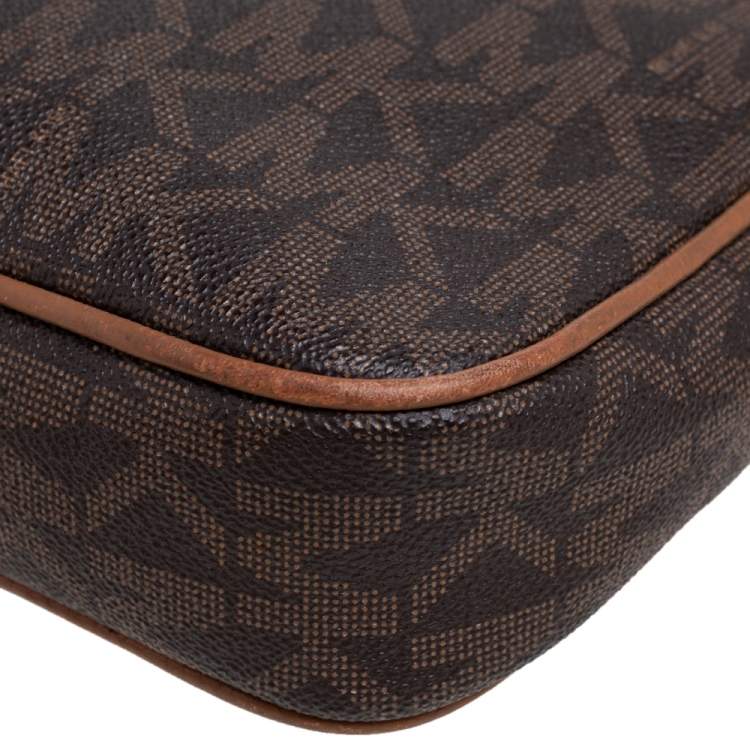 Pre Owned MICHAEL Michael Kors Brown Signature Coated Canvas Crossbody Bag