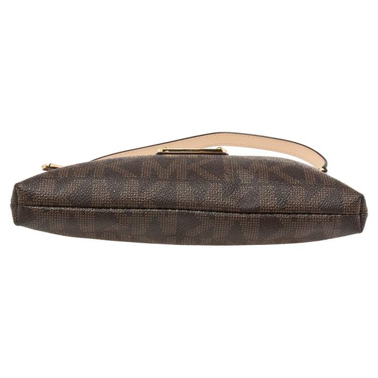 Pre Owned MICHAEL Michael Kors Brown Signature Coated Canvas Travel Wristlet 