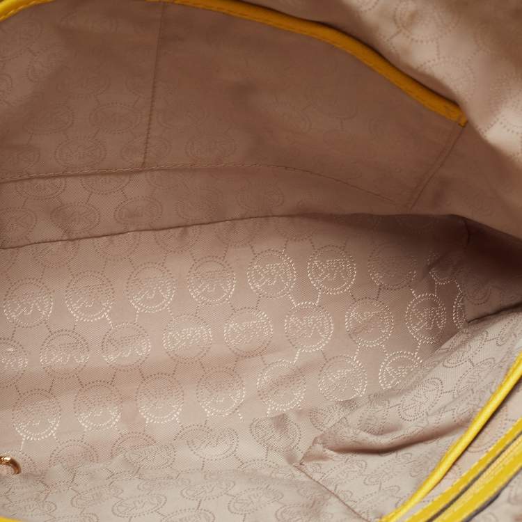 Pre Owned MICHAEL Michael Kors Yellow Leather Medium Jet Set Top Zip Tote