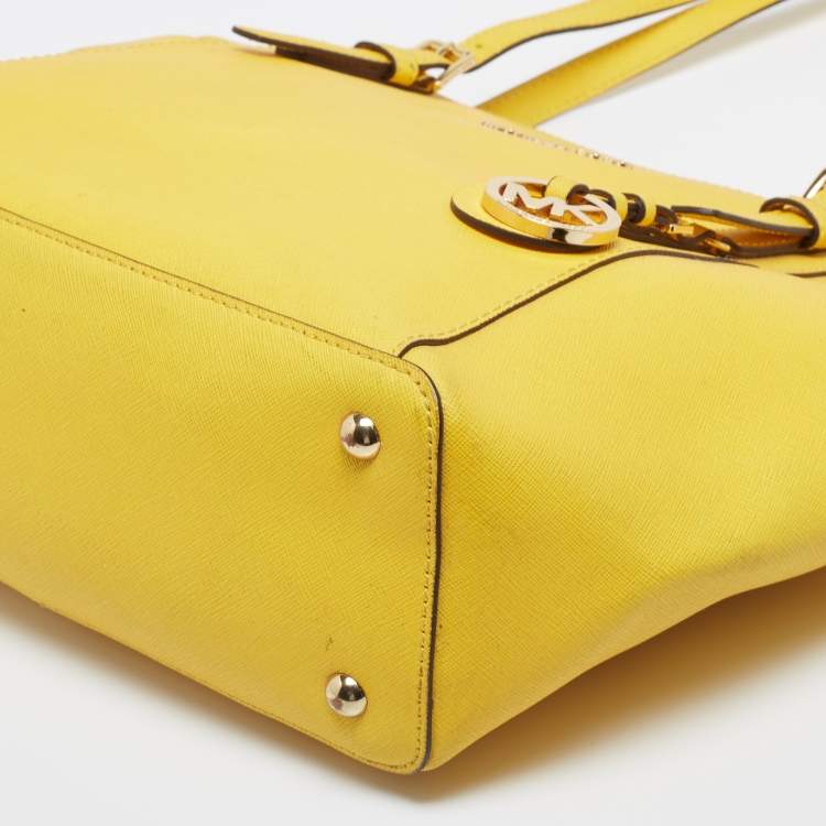 Pre Owned MICHAEL Michael Kors Yellow Leather Medium Jet Set Top Zip Tote