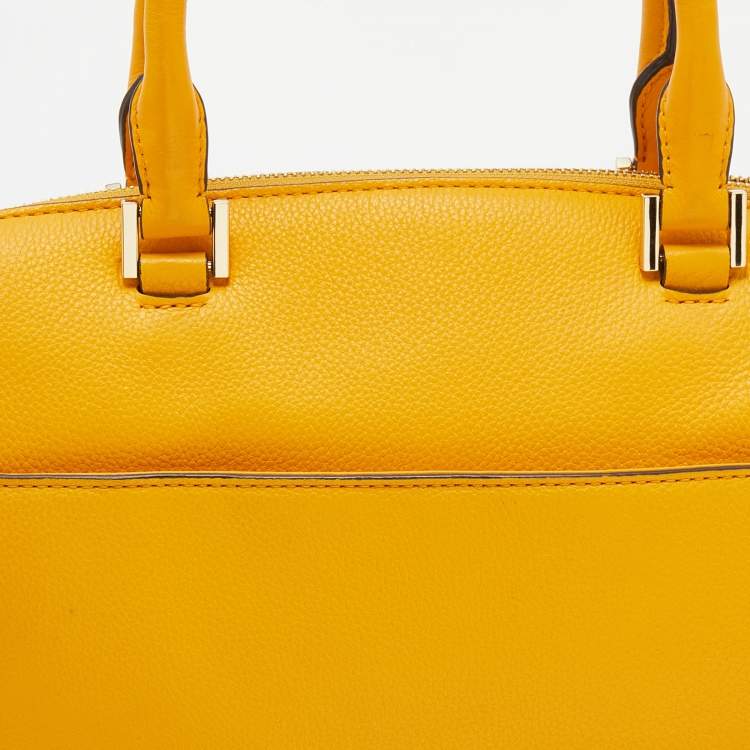 مملوكة مسبقًا MICHAEL Michael Kors Yellow Leather Hudson Satchel