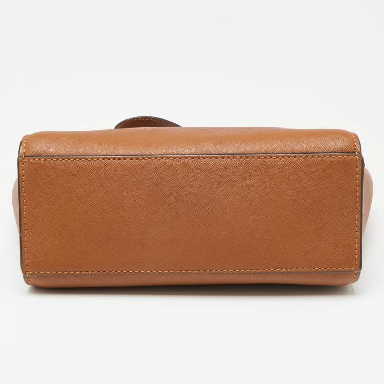 Pre Owned MICHAEL Michael Kors Brown Saffiano Leather Small Selma Crossbody Bag