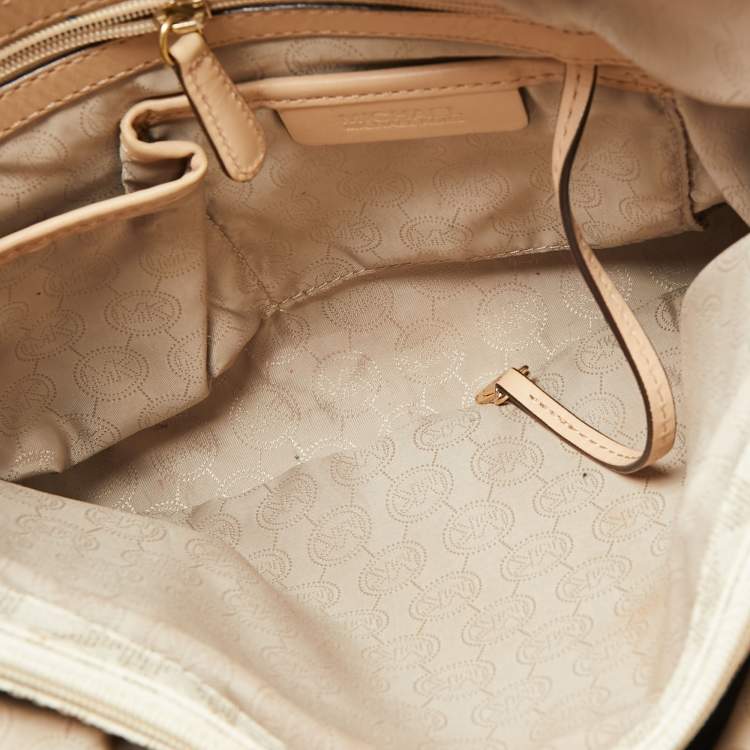 Pre Owned MICHAEL Michael Kors White/Beige Signature Coated Canvas and Leather Side Pocket Tote 