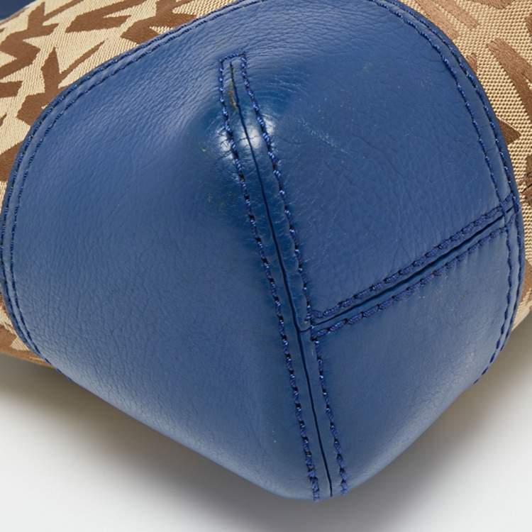 Pre Owned MICHAEL Michael Kors Beige/Blue Signature Canvas and Leather Hobo 