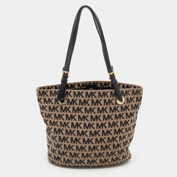 Pre Owned MICHAEL Michael Kors Beige/Black Signature Canvas and Leather Jet Set Tote