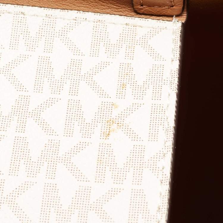 Pre Owned MICHAEL Michael Kors Vanilla/Tan Signature Coated Canvas and Leather Hayley Tote 