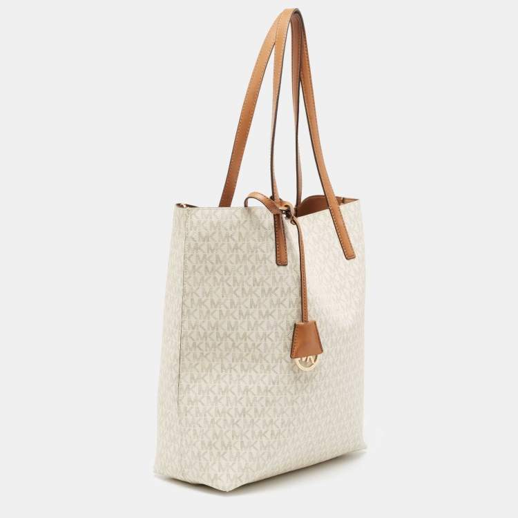 Pre Owned MICHAEL Michael Kors Vanilla/Tan Signature Coated Canvas and Leather Hayley Tote 
