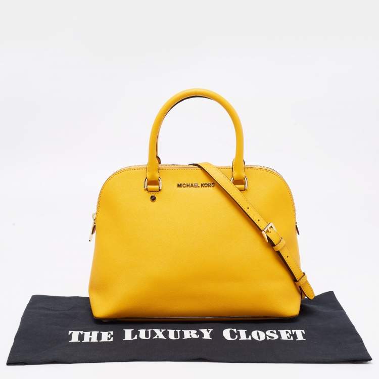 مملوكة مسبقًا MICHAEL Michael Kors Mustard Yellow Leather Cindy Dome Satchel