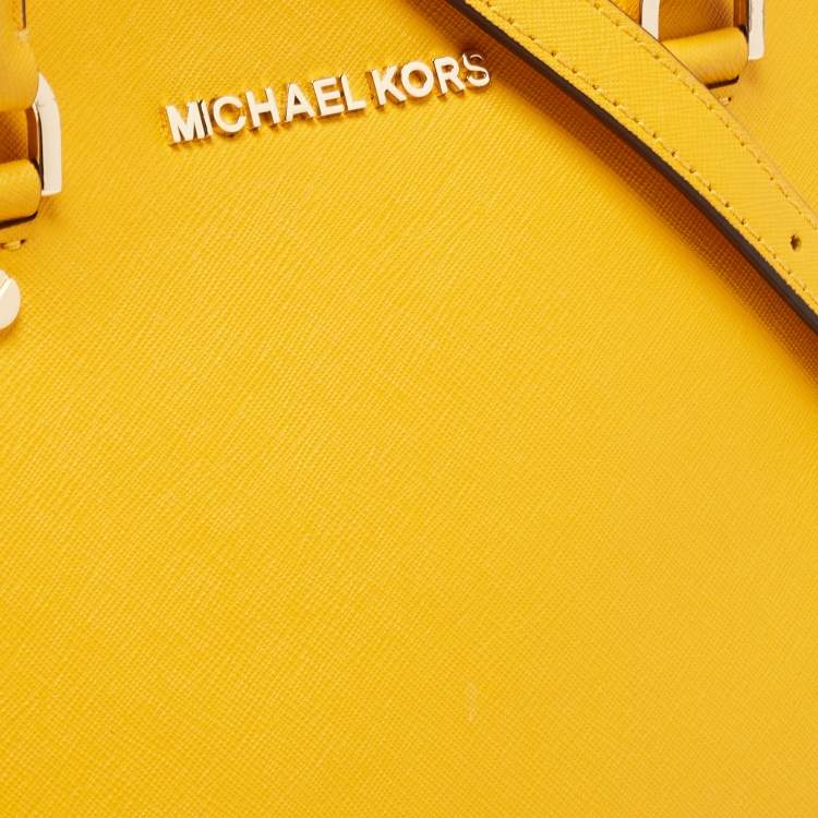 مملوكة مسبقًا MICHAEL Michael Kors Mustard Yellow Leather Cindy Dome Satchel