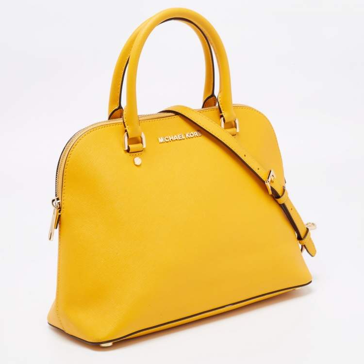 مملوكة مسبقًا MICHAEL Michael Kors Mustard Yellow Leather Cindy Dome Satchel