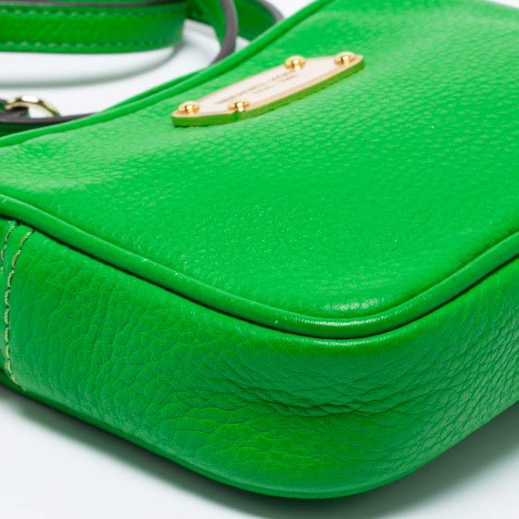 Pre Owned MICHAEL Michael Kors Green Leather Ginny Camera Crossbody Bag