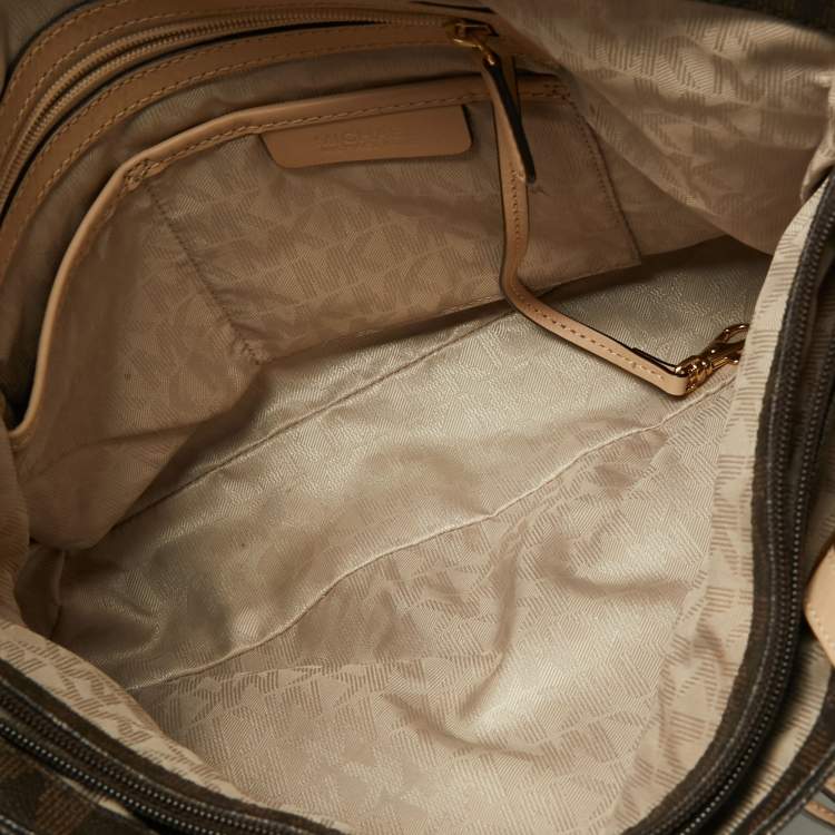 Pre Owned MICHAEL Michael Kors Brown/Beige Signature Coated Canvas and Leather Jet Set Tote