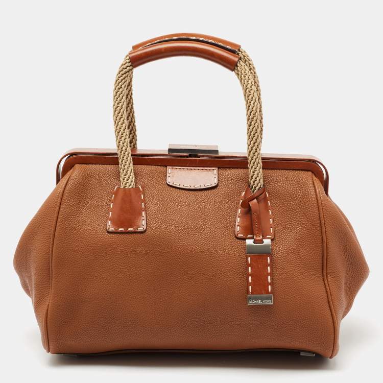 مملوكة مسبقًا MICHAEL Michael Kors Brown Grained Leather Frame Satchel