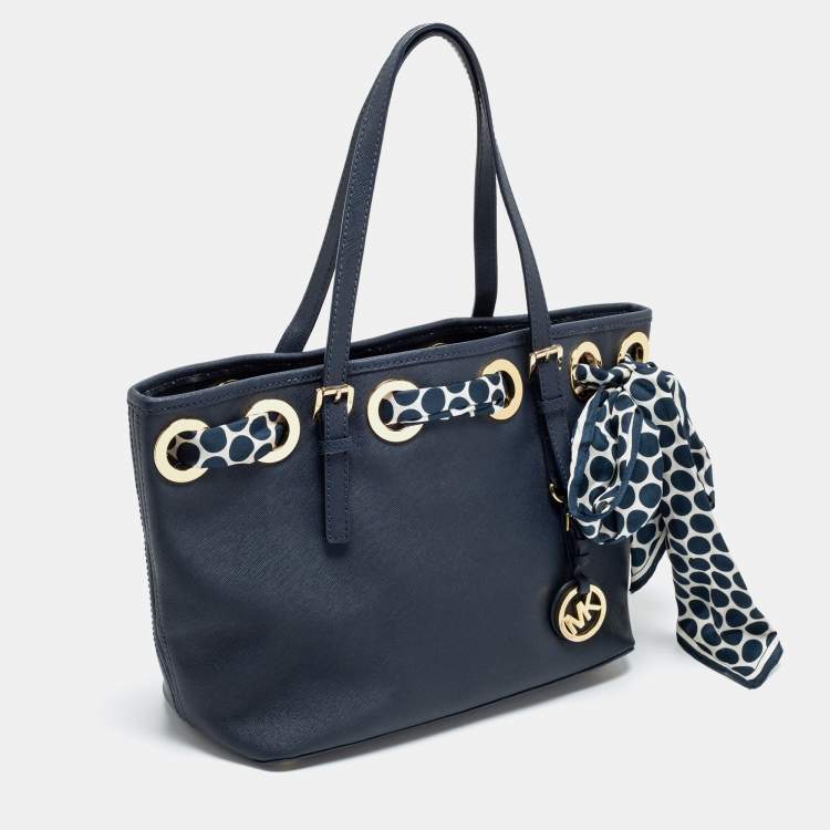 مملوكة مسبقًا MICHAEL Michael Kors Navy Blue Saffiano Leather Jet Set Scarf Tote