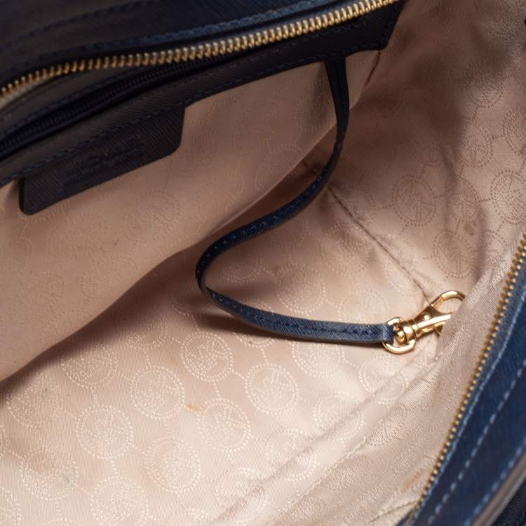 Pre Owned MICHAEL Michael Kors Navy Blue Leather Medium Selma Satchel