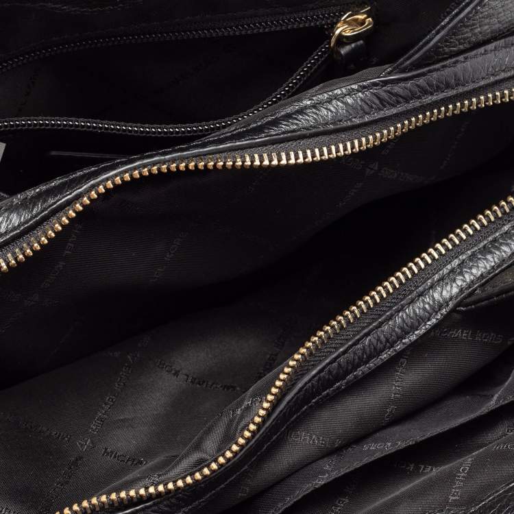 Pre Owned Michael Kors Black Leather Jet Set Chain Shoulder Bag