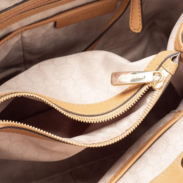 Pre Owned MICHAEL Michael Kors Sand Tan Saffiano Leather Cynthia Tote