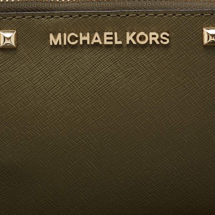 Pre Owned MICHAEL Michael Kors Olive Green Studded Leather Large Sandrine Zip Clutch