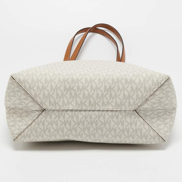 Pre Owned MICHAEL Michael Kors White/Tan Signature Coated Canvas and Leather Hayley Tote
