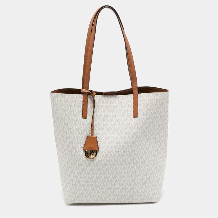 Pre Owned MICHAEL Michael Kors White/Tan Signature Coated Canvas and Leather Hayley Tote